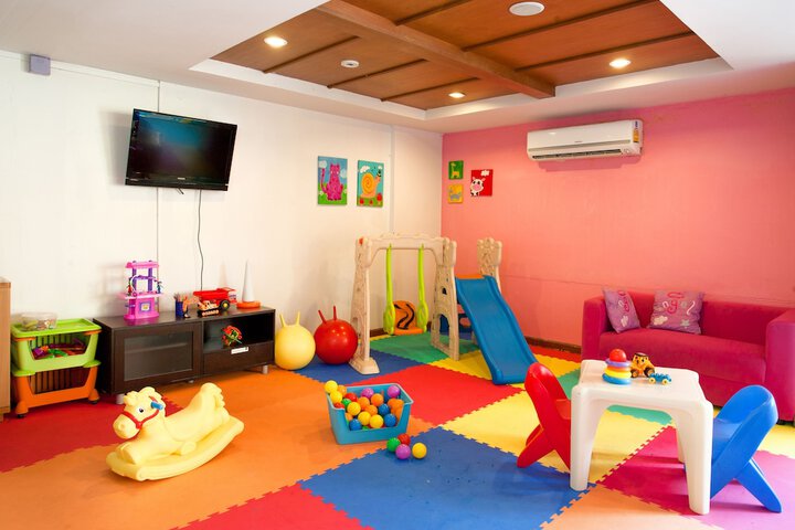 Childrens Activities 76 of 106