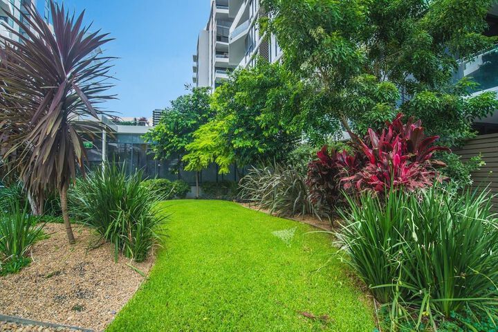 Property Grounds 15 of 17