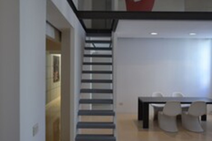 Room 9 of 22