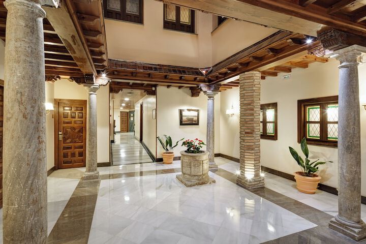 Hotel Interior 6 of 51