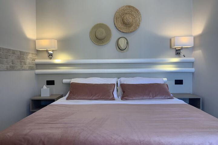 Room 4 of 46