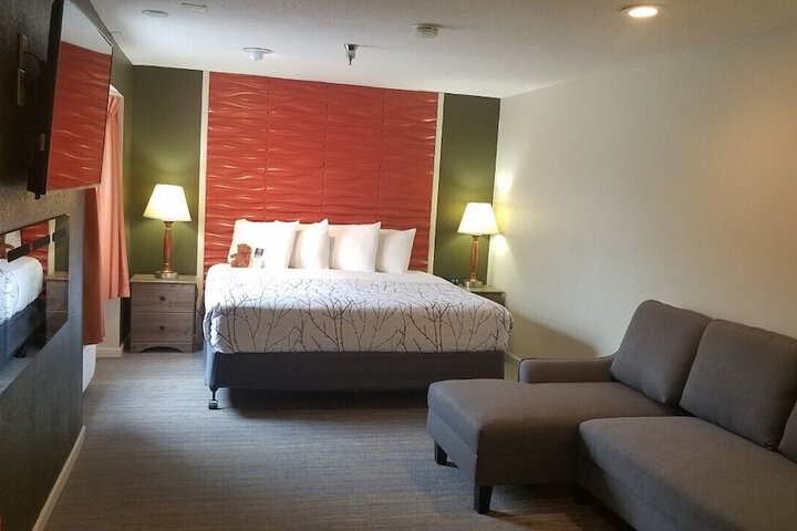 Room 43 of 79
