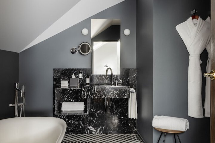 Clean Restrooms
