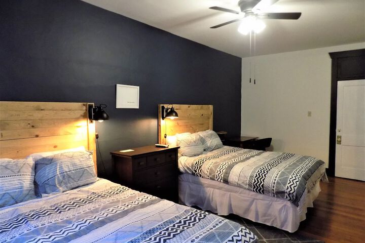 Room 34 of 63