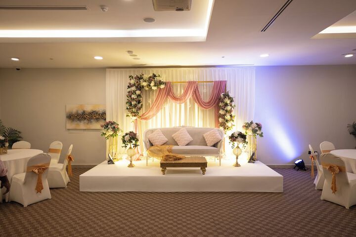 Ballroom/Hall 57 of 69
