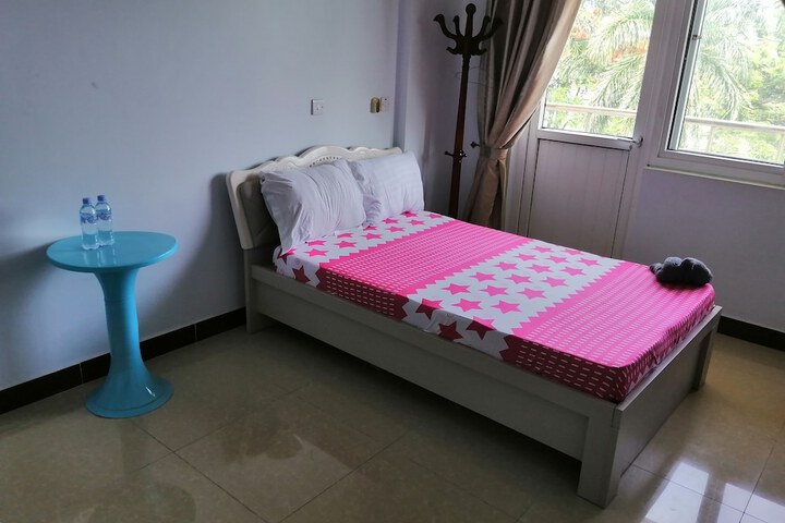 Room 14 of 26