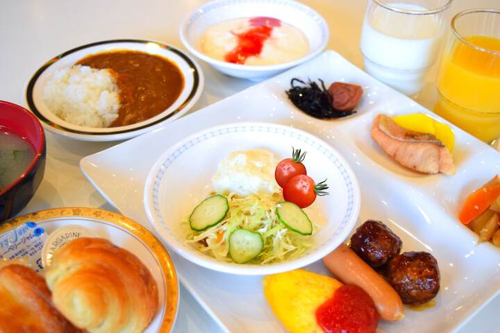 Breakfast/Coffee Service 29 of 34