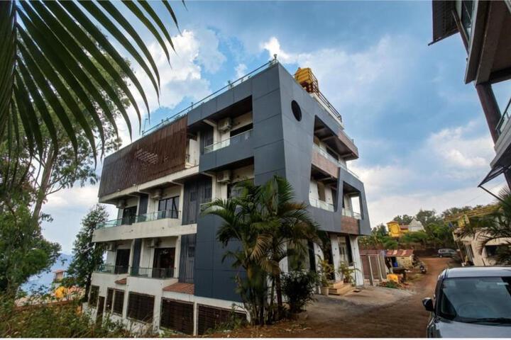 Omkar Hotel - Mahabaleshwar