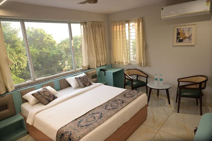 Room 4 of 62