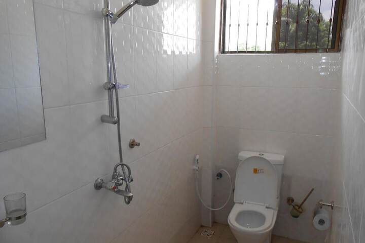 Room 17 of 30