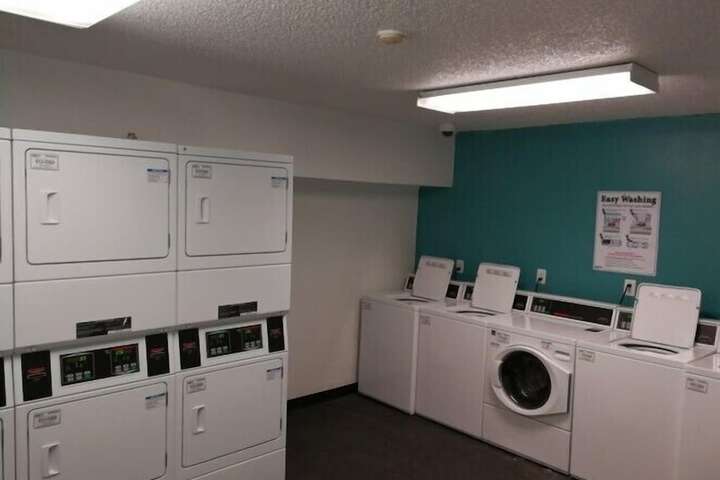 Laundry 12 of 18