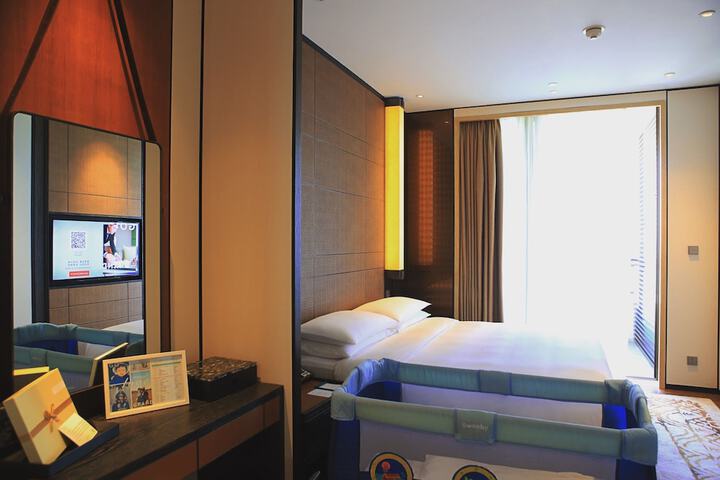 Room 11 of 116