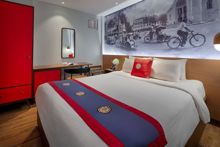 Room 4 of 72