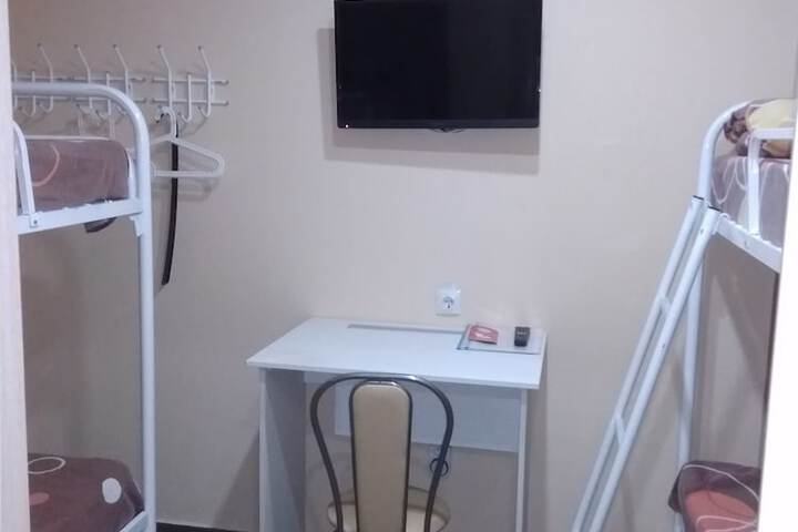 Room 3 of 48