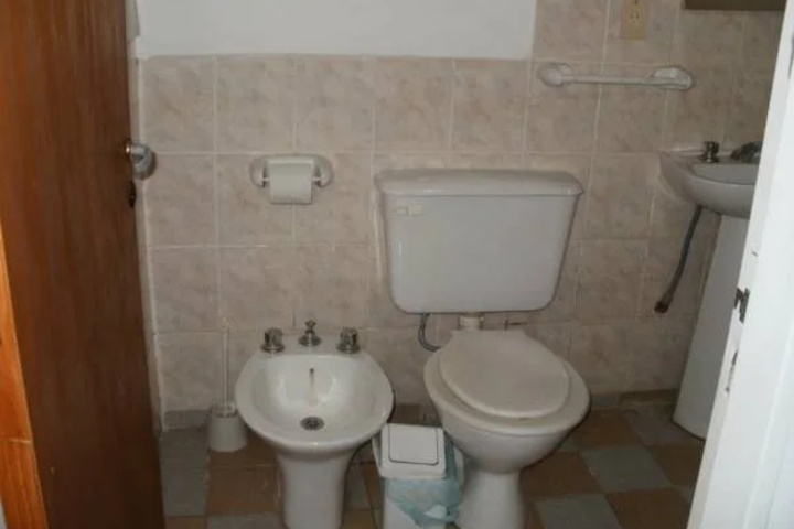 Room 9 of 14