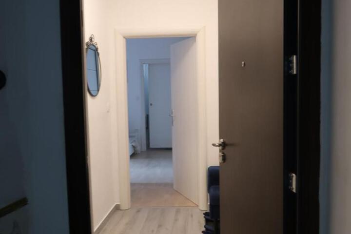 General 2 of 29