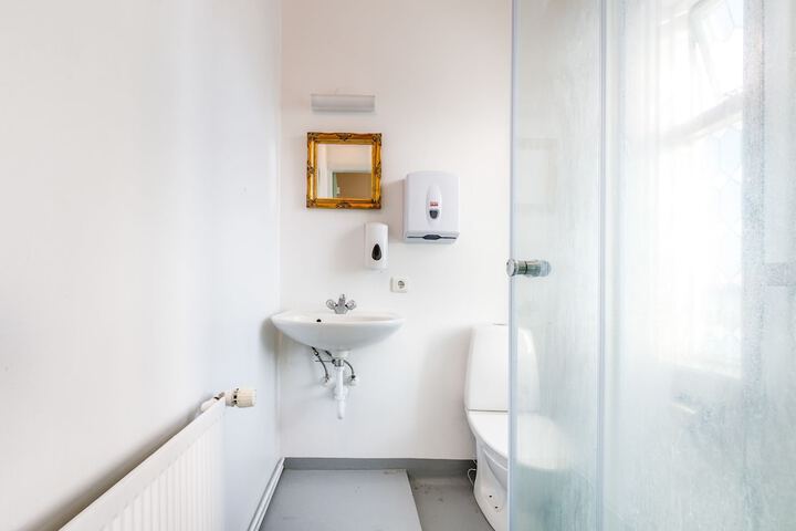 Clean Restrooms