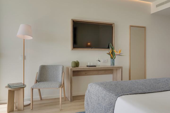 Room 18 of 54