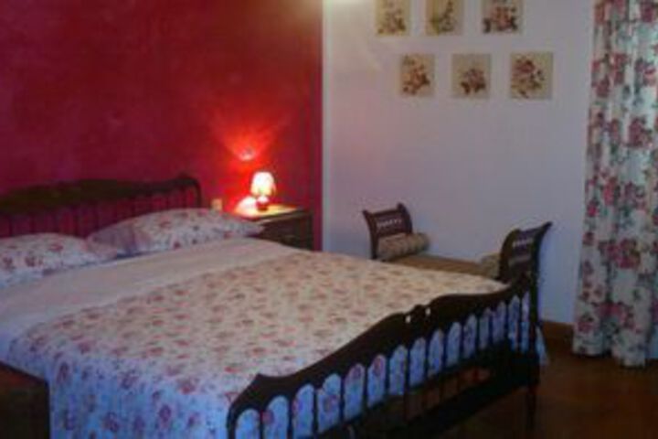 Room 11 of 27