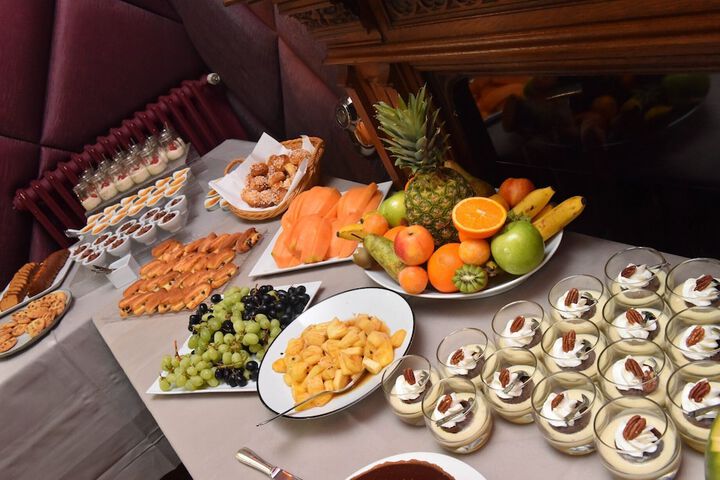 Dining 57 of 74