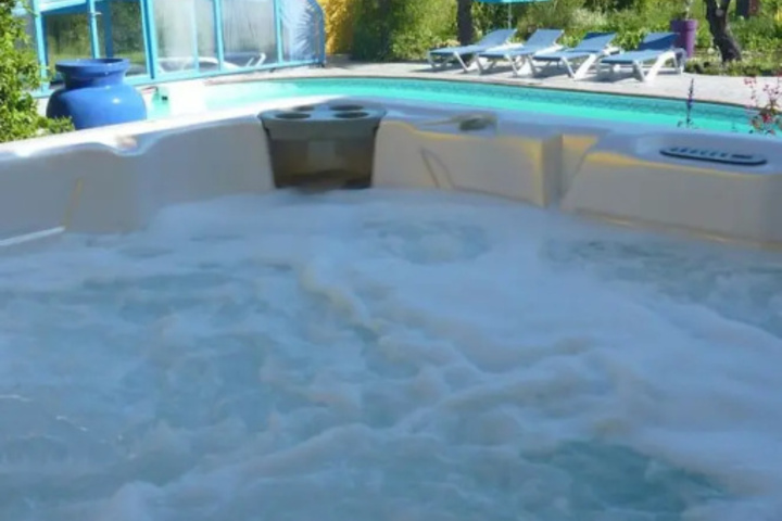 Pool 9 of 11