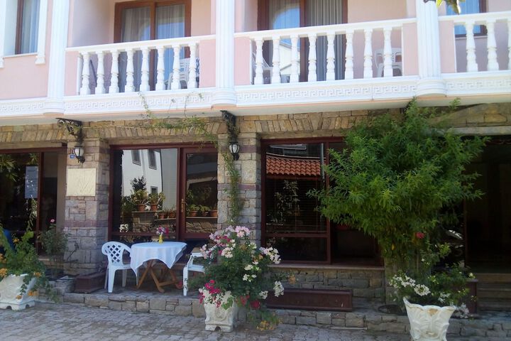 Lacin Apart Otel