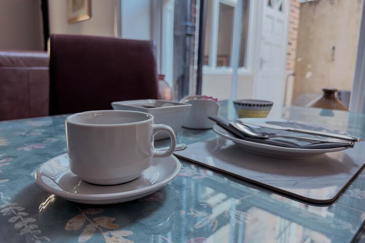 Breakfast/Coffee Service 24 of 27