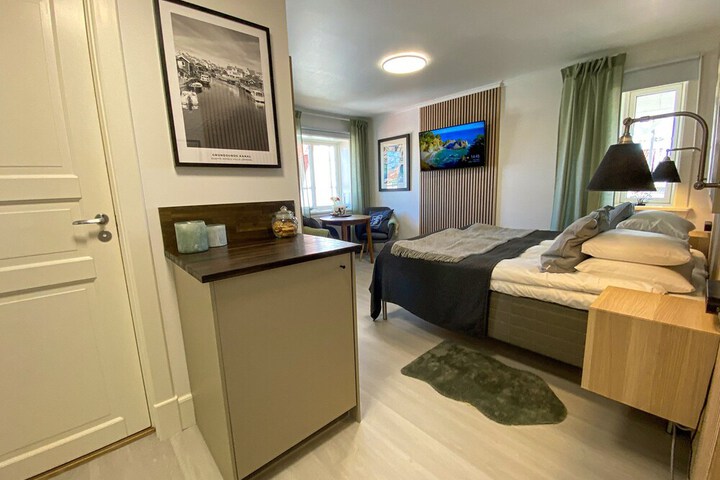 Room 37 of 135