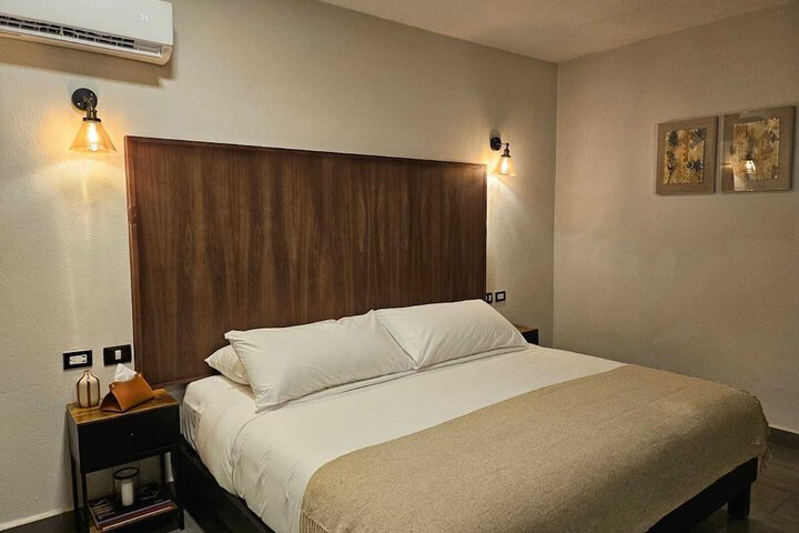 Room 16 of 75