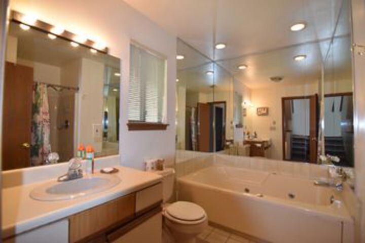 Room 3 of 26