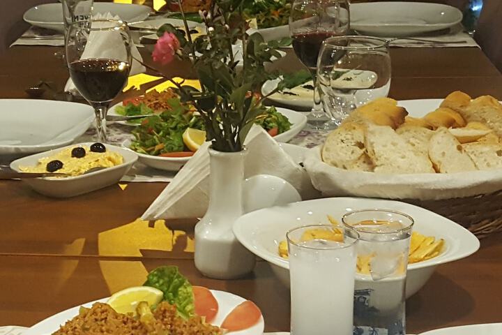 Dining 56 of 86