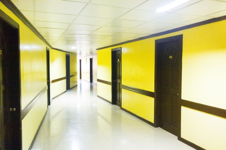 Ballroom/Hall 44 of 50