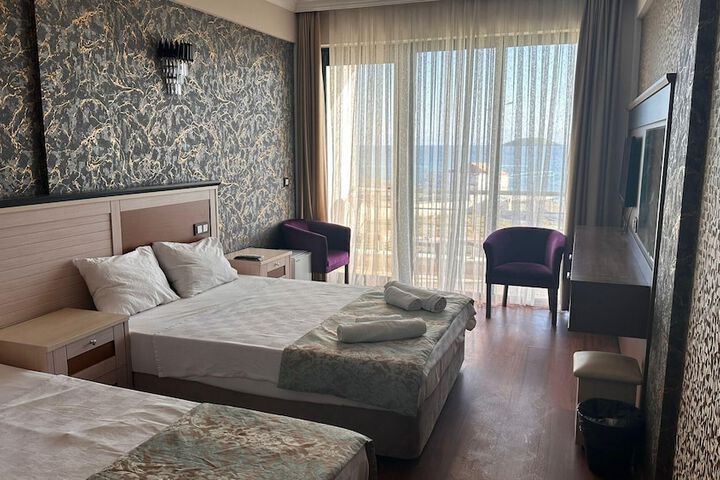 Room 9 of 53