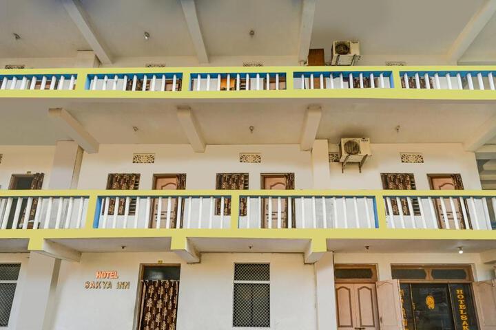 SPOT ON SAKYA INN Puri Local Bus Stand
