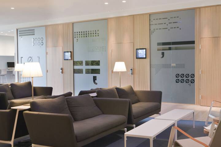 Hotel Lobby