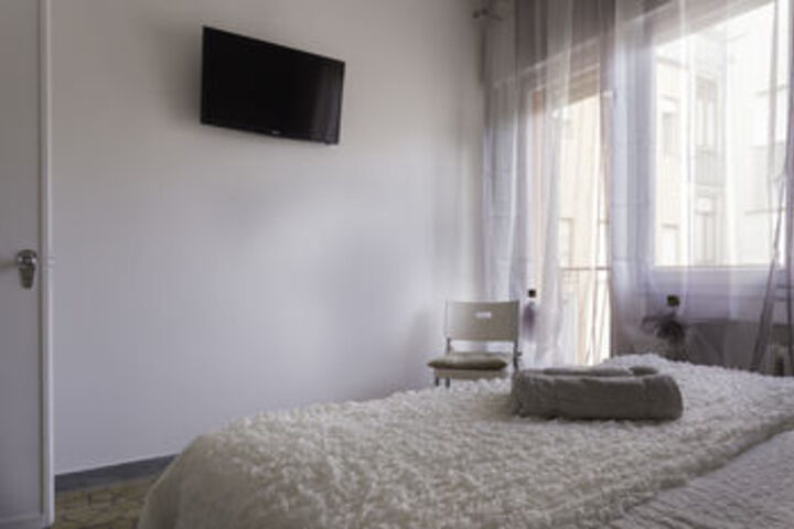 Room 369 of 871