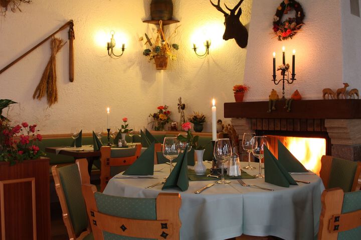 Dining Photos