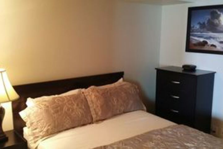 Room 8 of 15