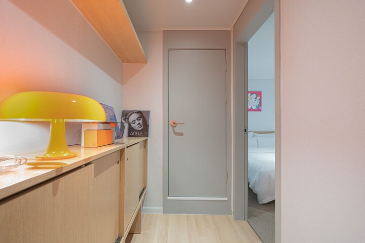 Room 19 of 100