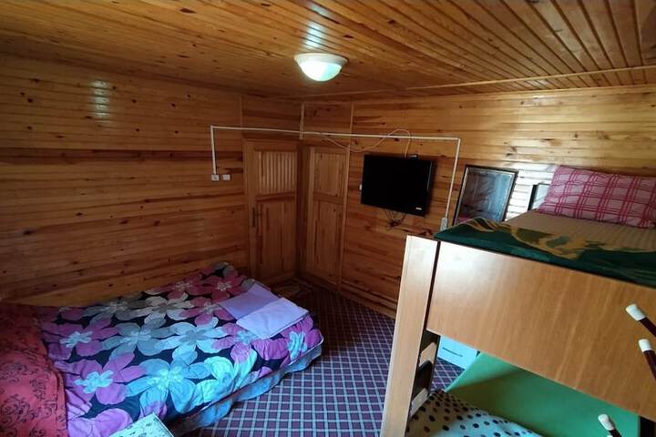 Room 17 of 26