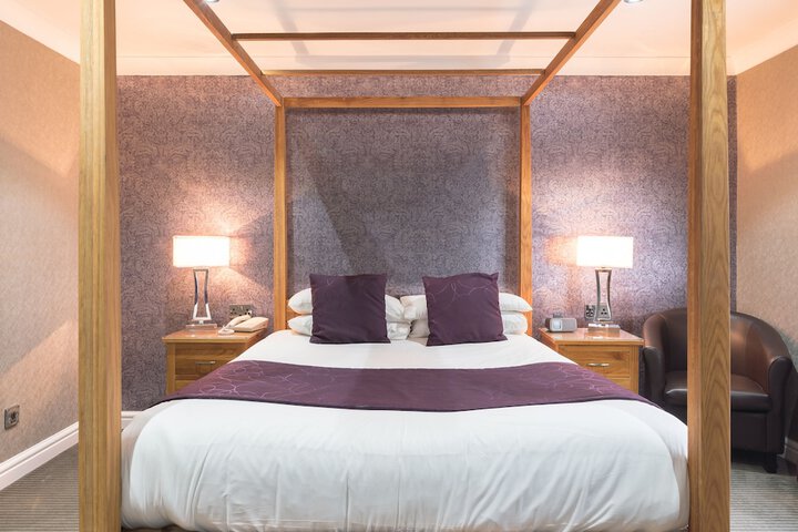 Room 8 of 41