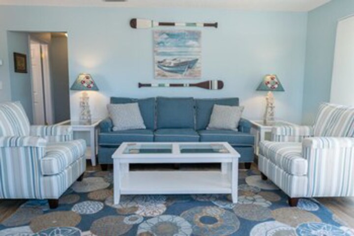 Room 14 of 36