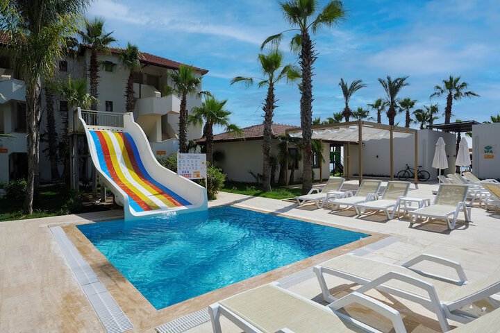 Pool 18 of 62