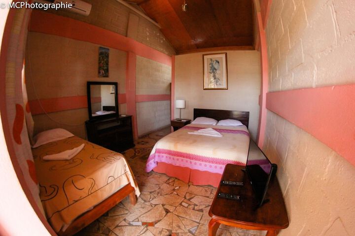 Room 10 of 68