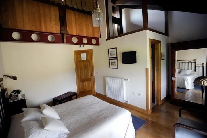 Room 16 of 60