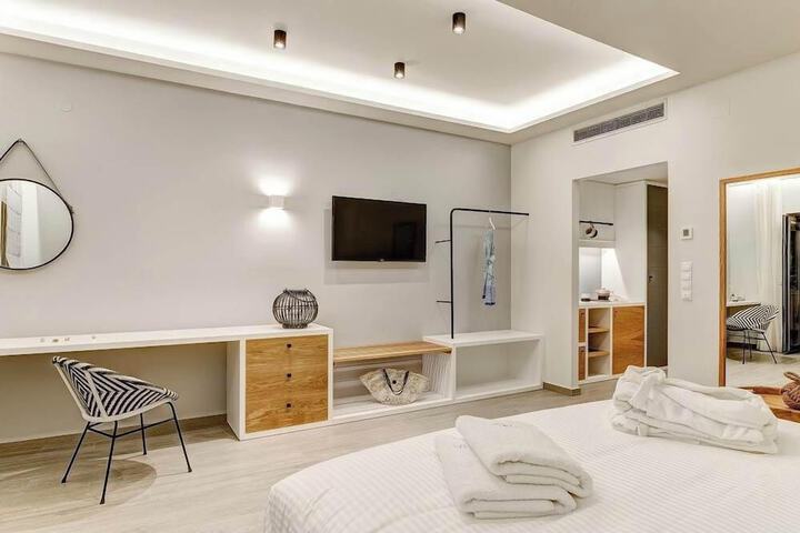 Room 9 of 45