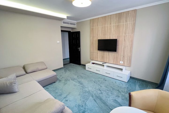 Room 25 of 54