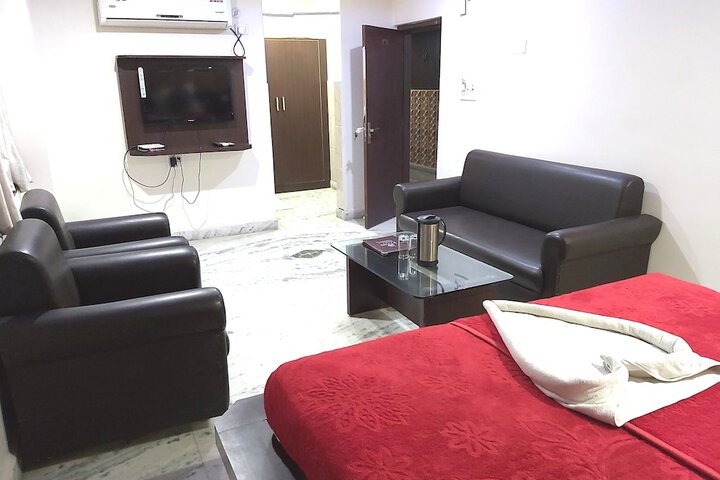 Room 18 of 30