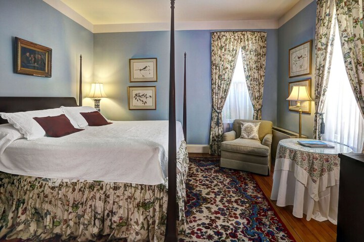 Room 43 of 57