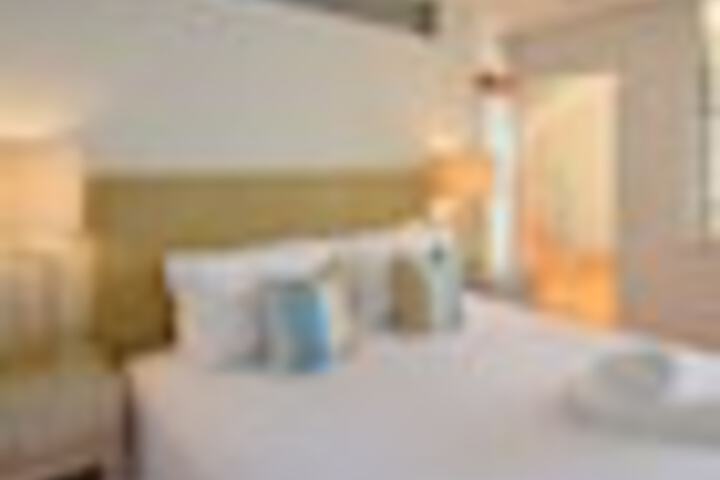 Room 5 of 54